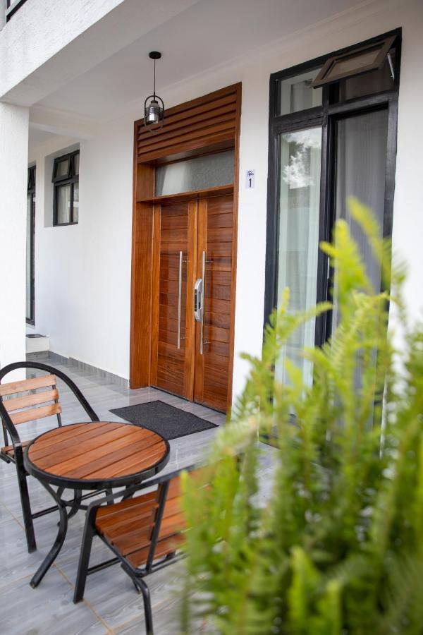 Ikaze Apartments Кигали Екстериор снимка